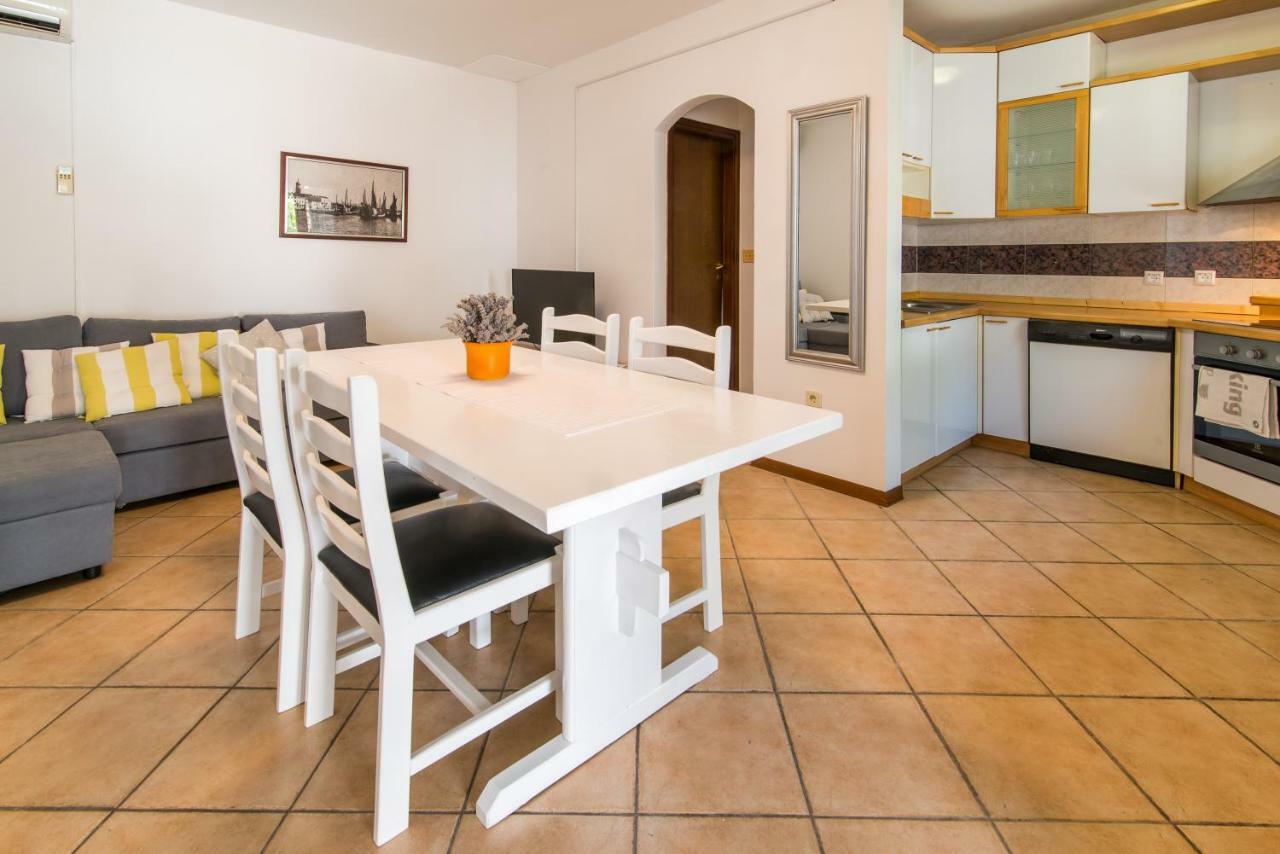 Apartman Babic Veglia Exterior foto
