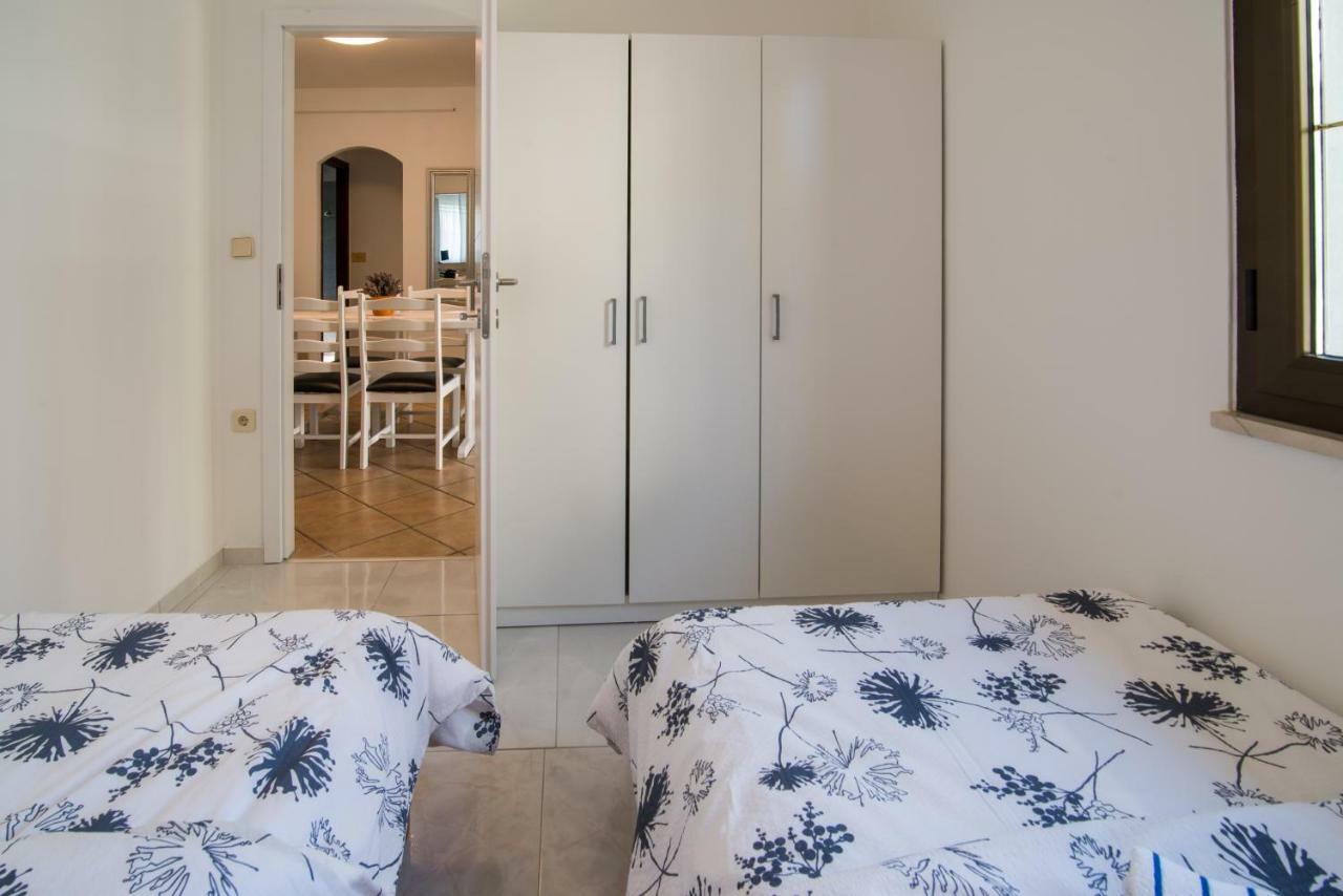 Apartman Babic Veglia Exterior foto